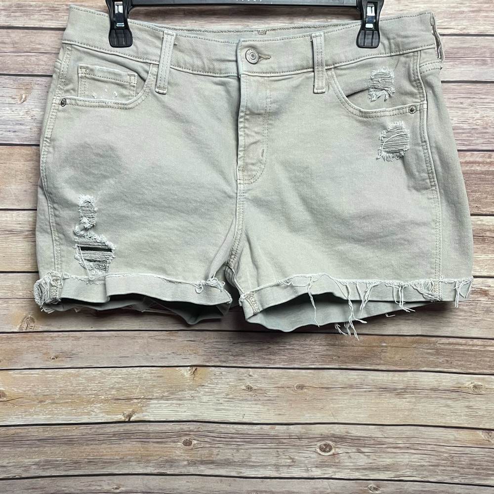 Women’s Old Navy Boyfriend Style Mid-Rise Khaki Jean Shorts